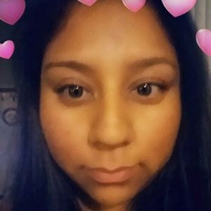 Meet your Posher, Isela